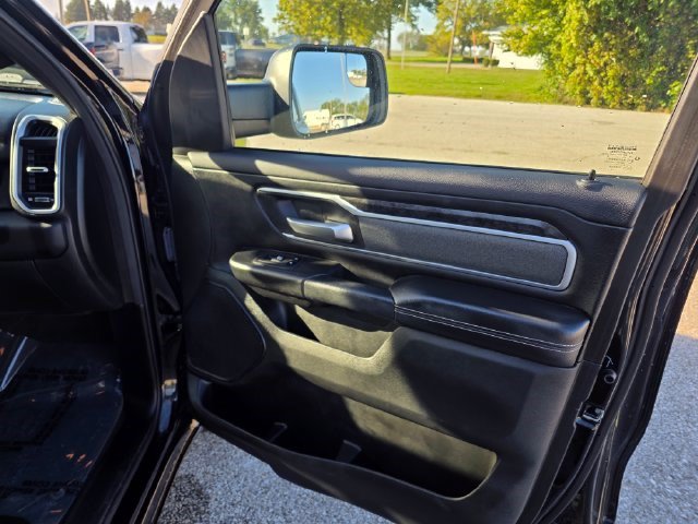 Used 2022 RAM 1500 Big Horn AWD/4WD image 15