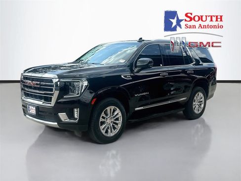 Used 2024 GMC Yukon SLT w/ SLT Luxury Package RWD image 1
