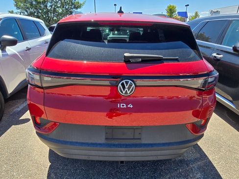 Used 2023 Volkswagen ID.4 Pro S AWD/4WD image 16