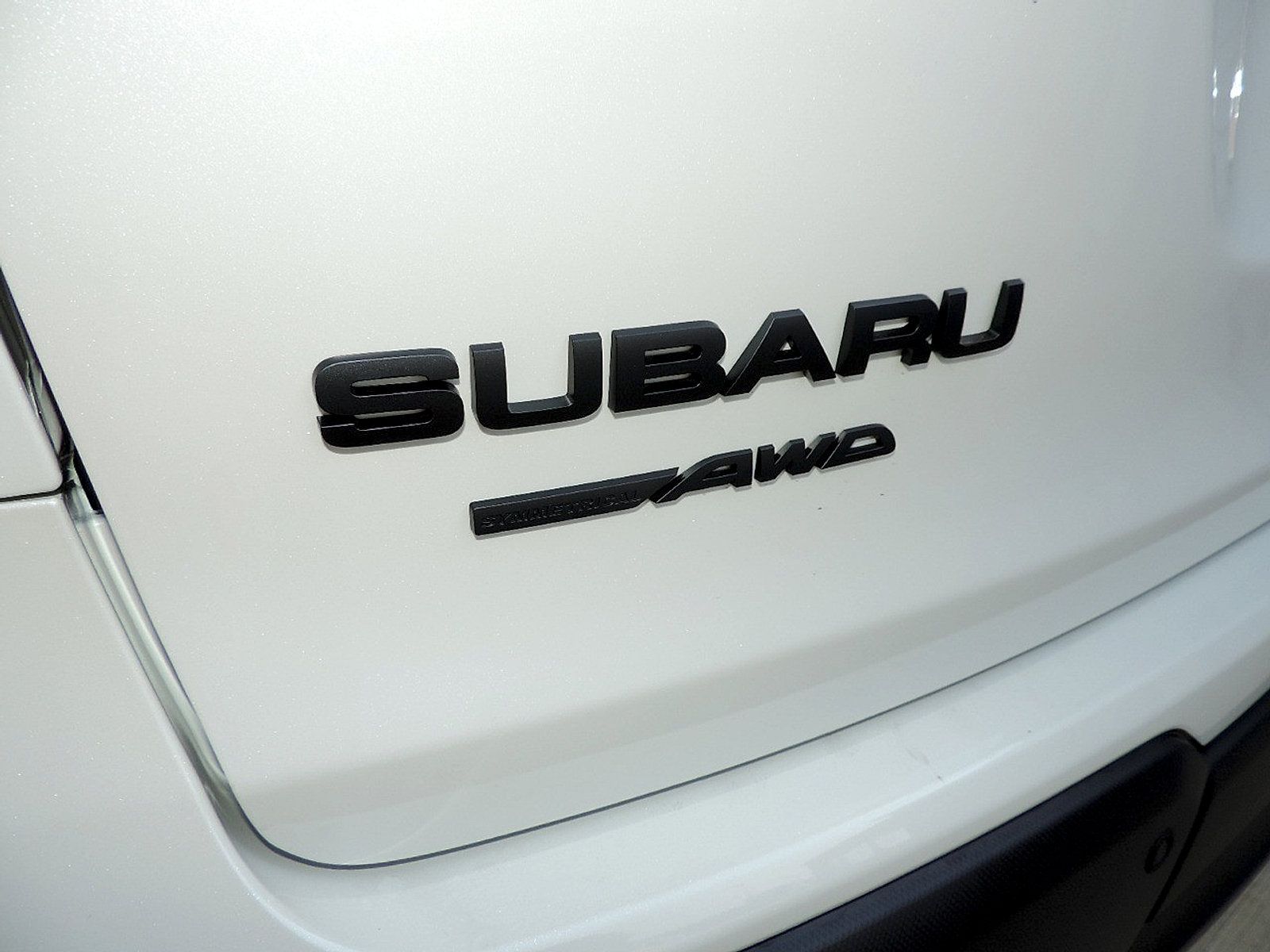 Certified 2025 Subaru Ascent Touring AWD/4WD image 13