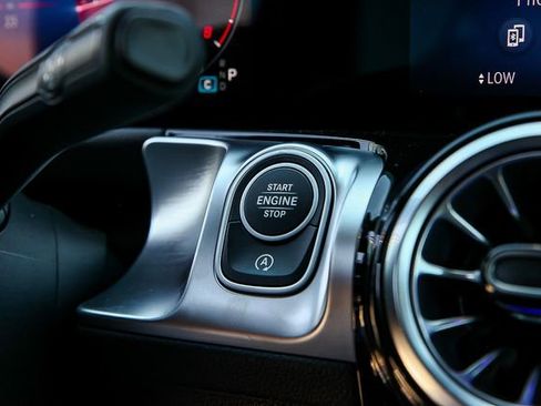 Certified 2025 Mercedes-Benz GLB 250 image 16