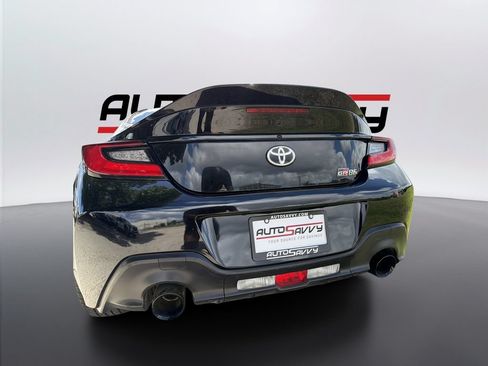 Used 2025 Toyota GR86 Premium w/ ALL Weather Mat Package (TMS) RWD image 14