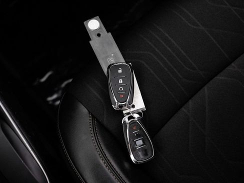 Used 2022 Chevrolet Trax LT w/ Driver Confidence Package image 55