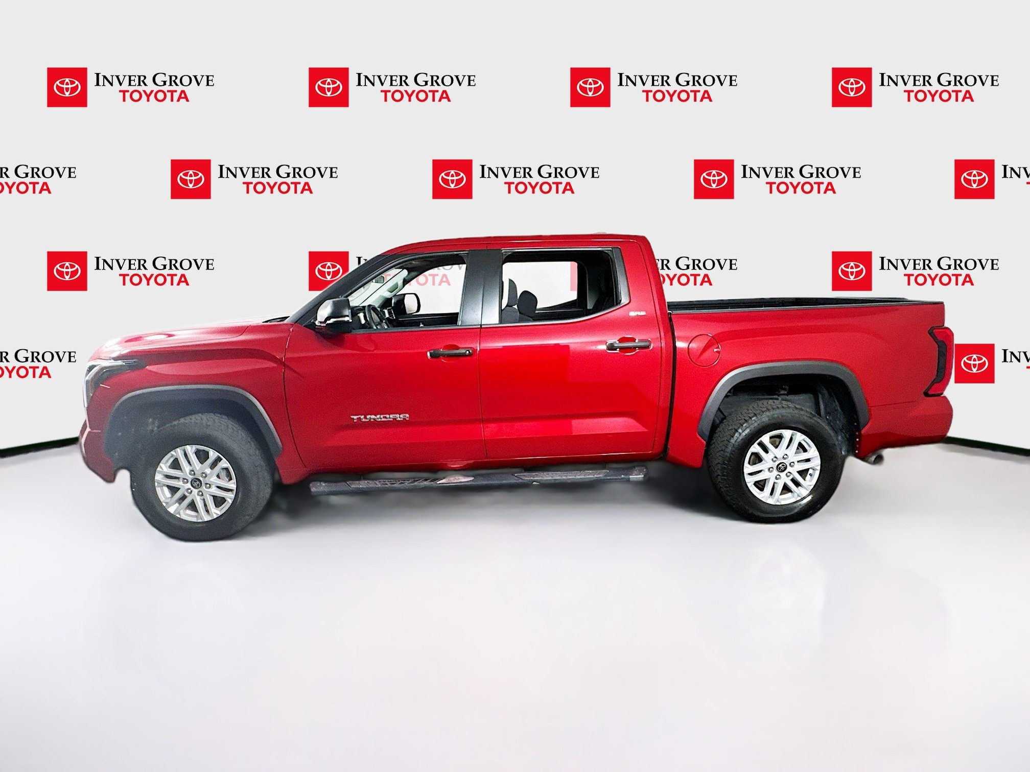 Used 2024 Toyota Tundra SR5 w/ SR5 Convenience Package AWD/4WD image 8