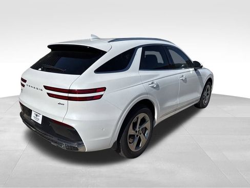 New 2026 Genesis GV70 2.5T Advanced image 3