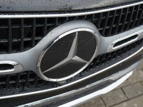 New 2026 Mercedes-Benz GLC 300 image 11