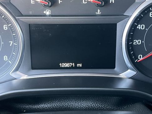 Used 2018 GMC Acadia SLT image 30