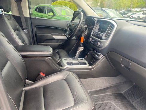 Used 2022 Chevrolet Colorado LT w/ Luxury Package AWD/4WD image 8