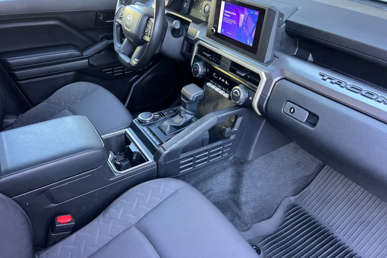 Used 2025 Toyota Tacoma SR5 AWD/4WD image 15