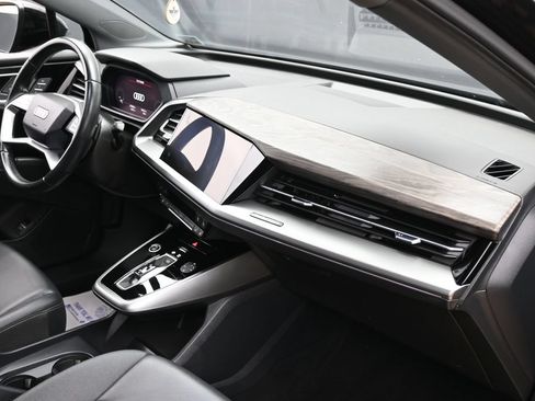 Used 2024 Audi Q4 e-tron Premium Plus AWD/4WD image 37