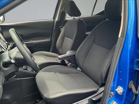 Used 2025 Nissan Kicks Play S FWD image 20