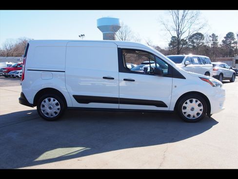 Used 2021 Ford Transit Connect XLT image 7