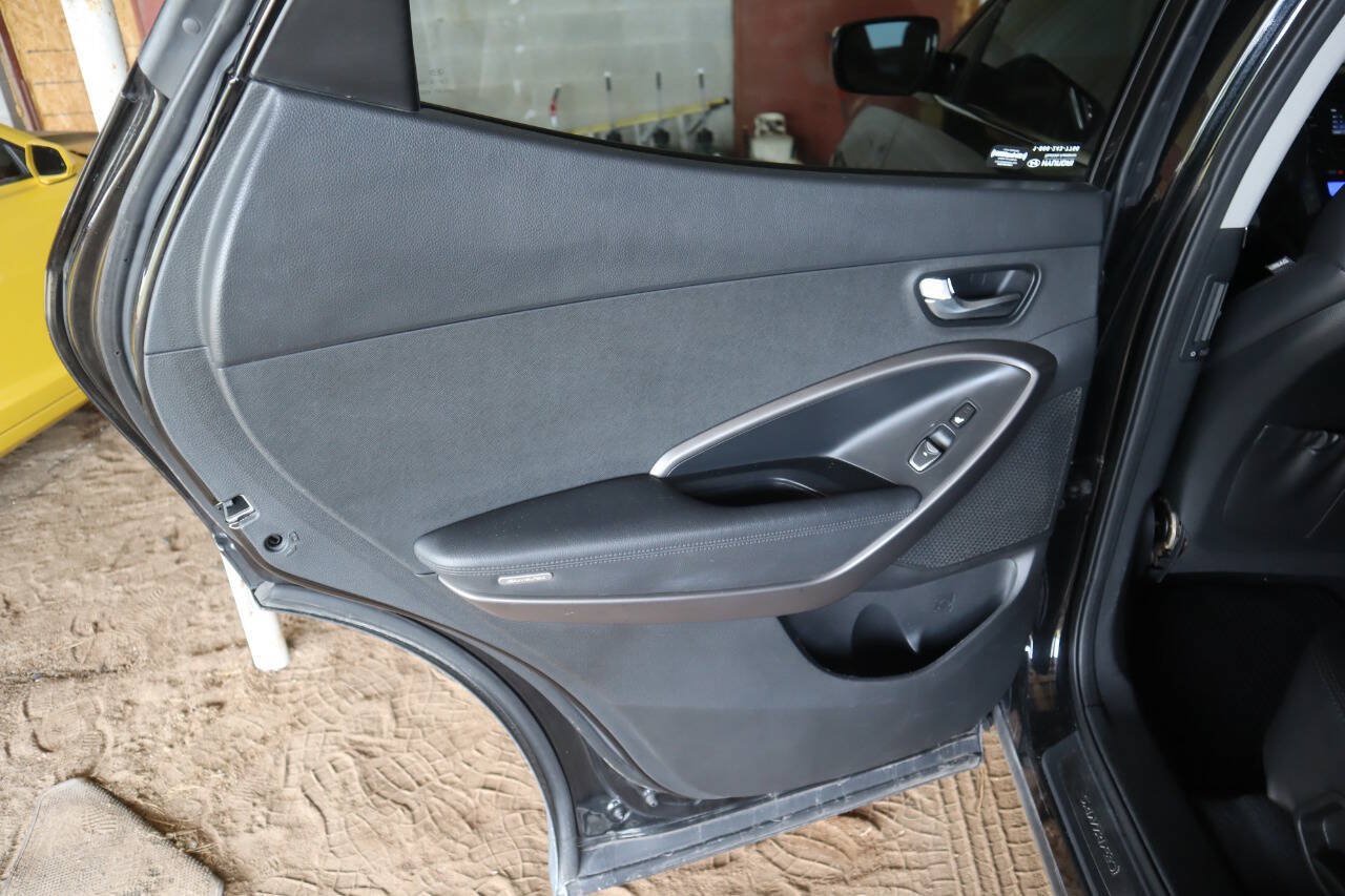 Used 2013 Hyundai Santa Fe Sport 2.0T FWD image 16