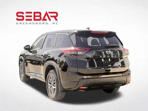 Used 2025 Nissan Rogue S FWD image 12