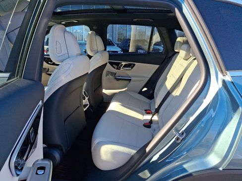 New 2026 Mercedes-Benz GLC 300 4MATIC image 8