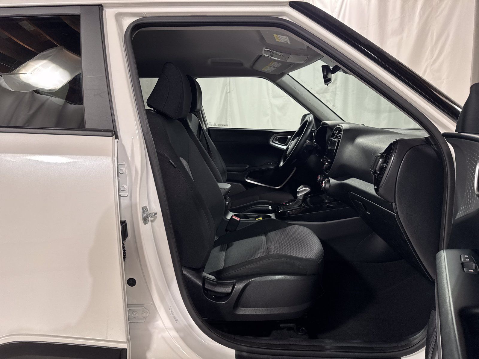 Used 2022 Kia Soul X-Line FWD image 11