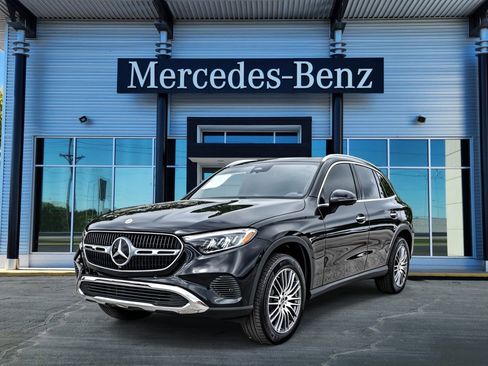 New 2026 Mercedes-Benz GLC 300 4MATIC image 3