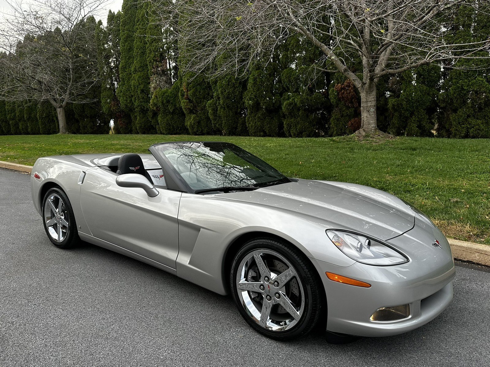 Used 2007 Chevrolet Corvette Convertible w/ Preferred Equipment Group RWD image 35