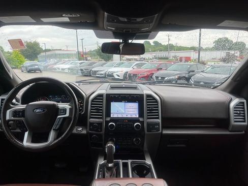 Used 2018 Ford F150 King Ranch w/ Equipment Group 601A Luxury AWD/4WD image 12