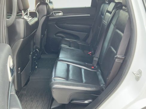 Used 2022 Jeep Grand Cherokee Limited RWD image 22