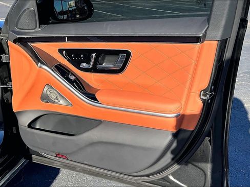 Used 2024 Mercedes-Benz S 580 S 580 image 23