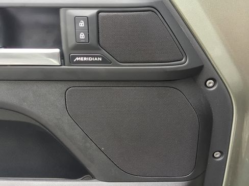 Certified 2025 Land Rover Defender 110 S image 32