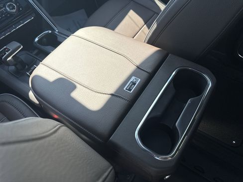 New 2026 GMC Sierra 1500 Denali w/ Denali Reserve Package image 23