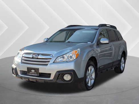 Used 2013 Subaru Outback 2.5i Premium w/ Popular Pkg 1B image 1