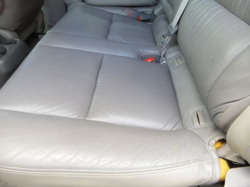 Used 2001 Toyota Sequoia SR5 image 84