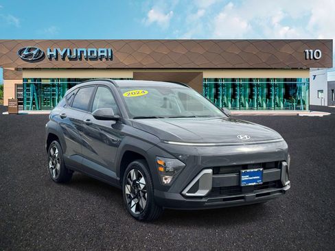 Used 2024 Hyundai Kona SEL AWD/4WD image 1