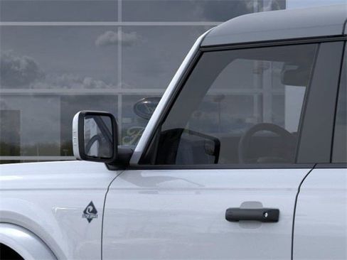 New 2026 Ford Bronco Outer Banks image 23