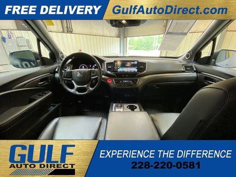 Used 2025 Honda Ridgeline RTL image 2