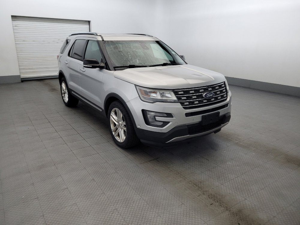Used 2016 Ford Explorer Limited w/ Equipment Group 301A AWD/4WD image 13