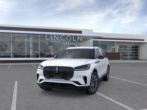 New 2026 Lincoln Aviator Premiere image 2
