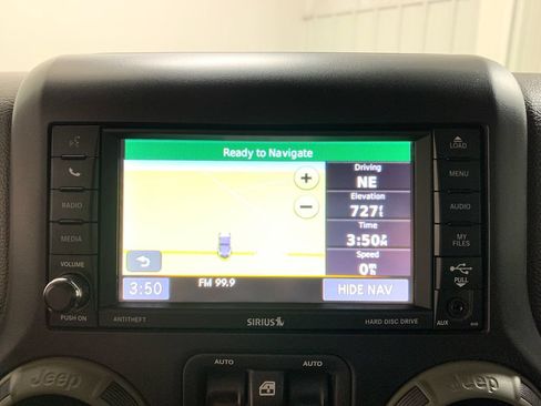 Used 2016 Jeep Wrangler Rubicon w/ Power Convenience Group AWD/4WD image 6