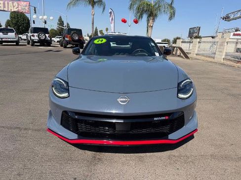 Certified 2024 Nissan Z NISMO w/ Floor Mat Package RWD image 2
