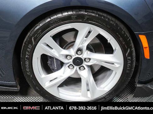 Used 2022 Chevrolet Camaro SS RWD image 38