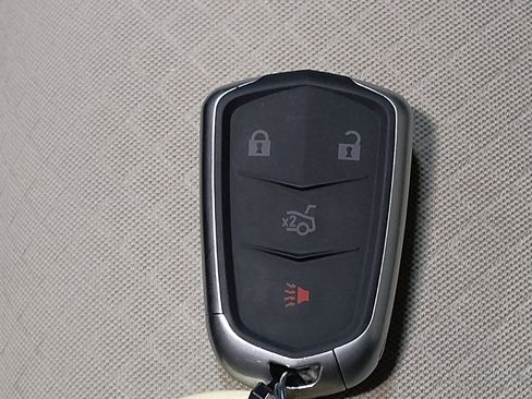 Used 2020 Buick Encore Preferred w/ Safety Package image 32