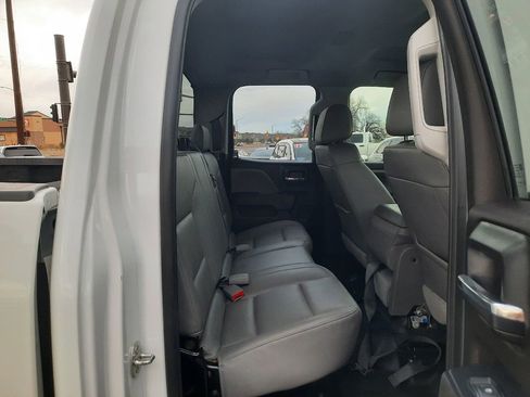 Used 2018 GMC Sierra 2500 2WD Double Cab w/ Sierra Convenience Package image 9