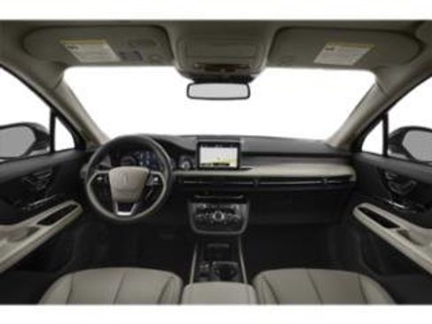 Used 2022 Lincoln Corsair FWD image 3
