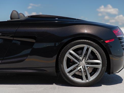 Used 2014 Audi R8 V10 AWD/4WD image 20