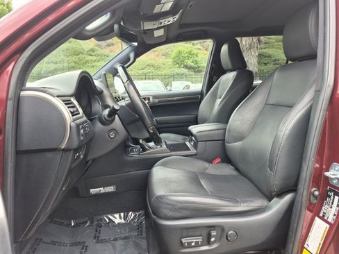 Used 2022 Lexus GX 460 Luxury w/ Off Road Package AWD/4WD image 12