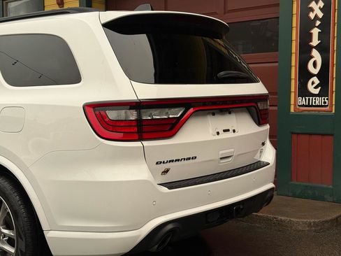 Used 2023 Dodge Durango R/T w/ Hemi Orange Plus Package AWD/4WD image 8