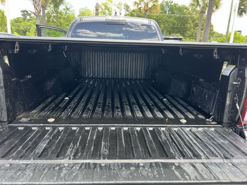Used 2023 Toyota Tacoma SR5 AWD/4WD image 33
