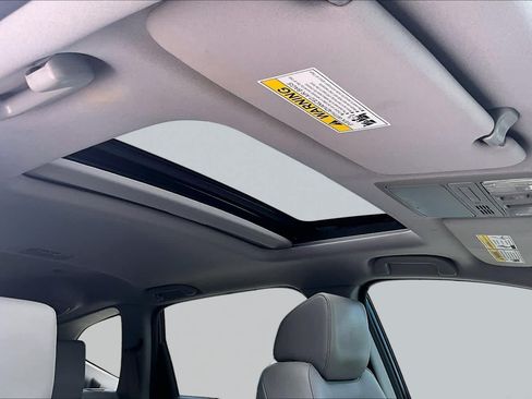 Used 2017 Honda CR-V EX-L image 13