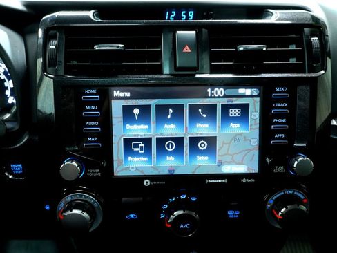 Certified 2024 Toyota 4Runner TRD Off-Road Premium w/ Moonroof Package AWD/4WD image 18