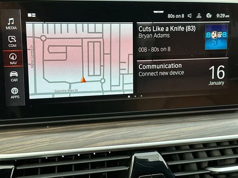 Used 2023 BMW 540i w/ M Sport Package image 18