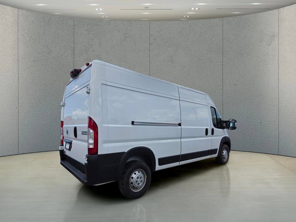 Used 2023 RAM ProMaster 2500 FWD image 5
