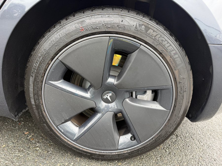 Used 2023 Tesla Model 3 Standard Range RWD image 46