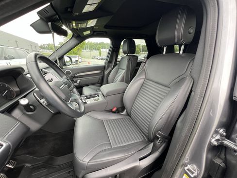 Certified 2023 Land Rover Discovery S R-Dynamic image 15